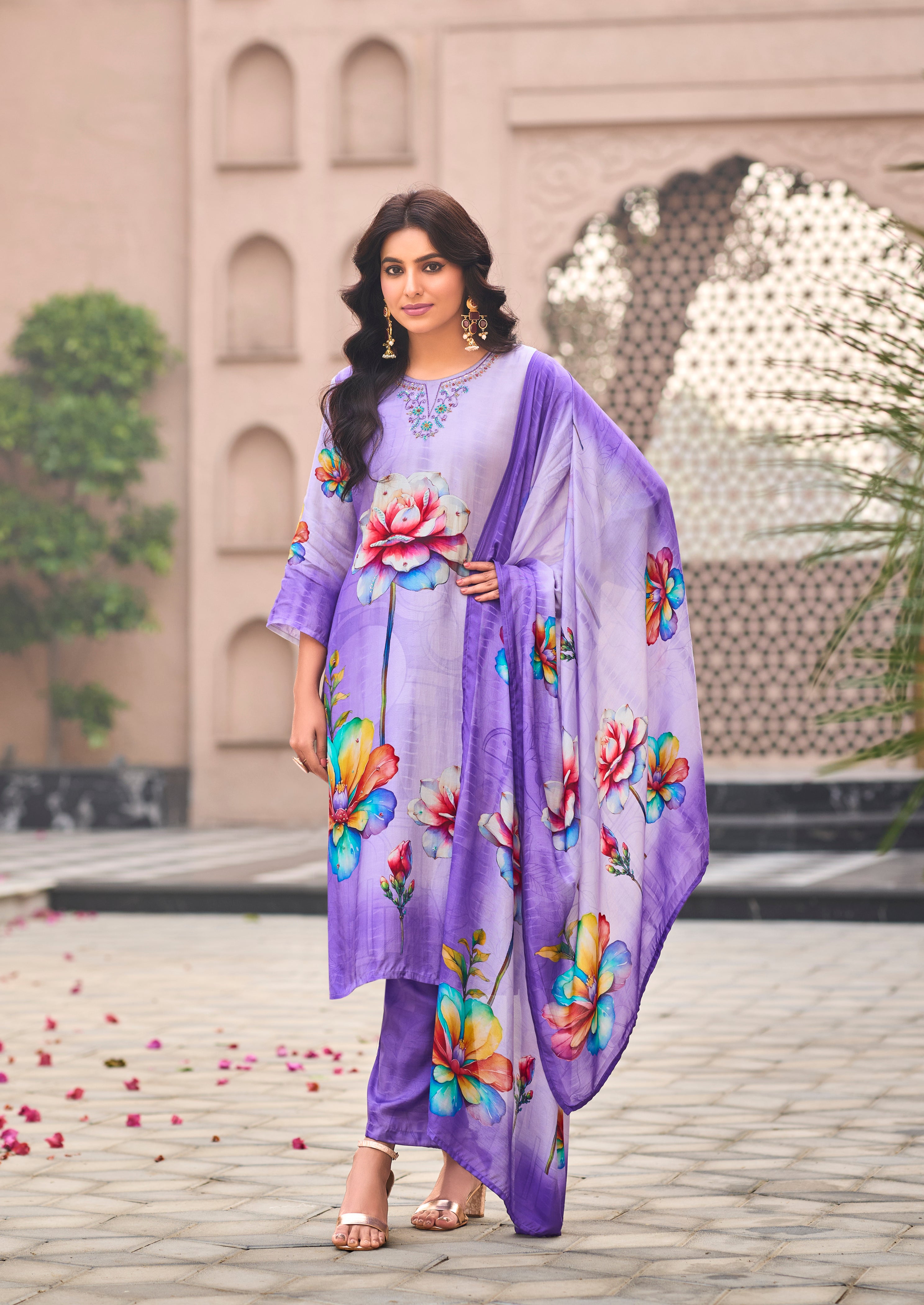 Prakriti Floral Lavender Muslin Suit Set