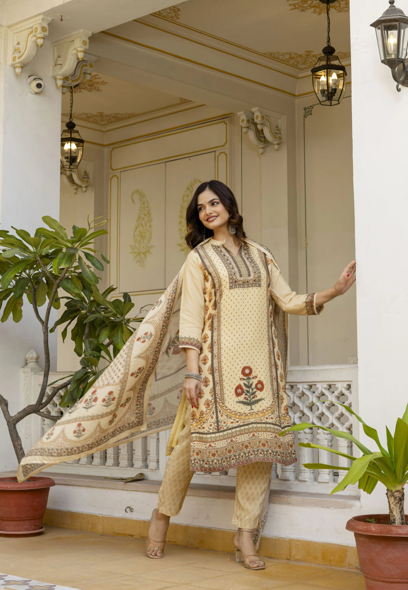 Shop premium women's ethnic suits – Avitra