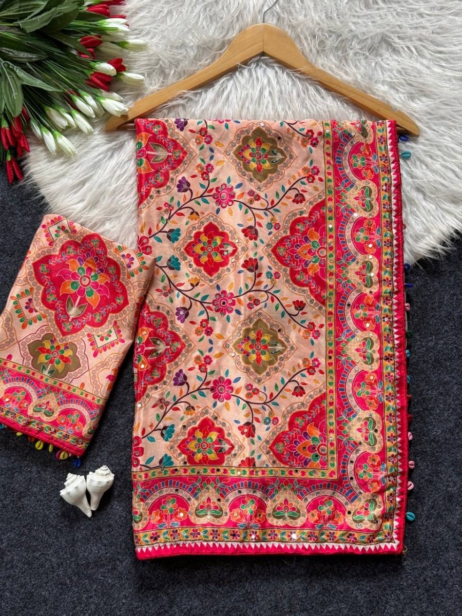 Shop premium women's ethnic suits – Avitra