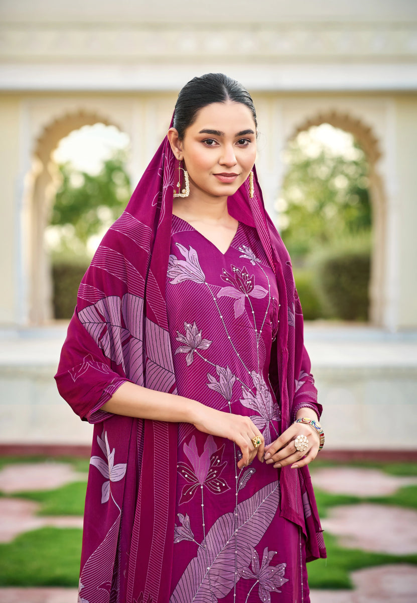Shop premium women's ethnic suits – Avitra