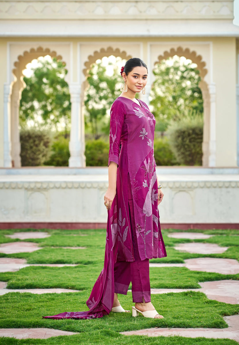 Shop premium women's ethnic suits – Avitra