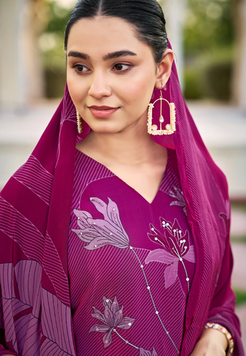 Shop premium women's ethnic suits – Avitra