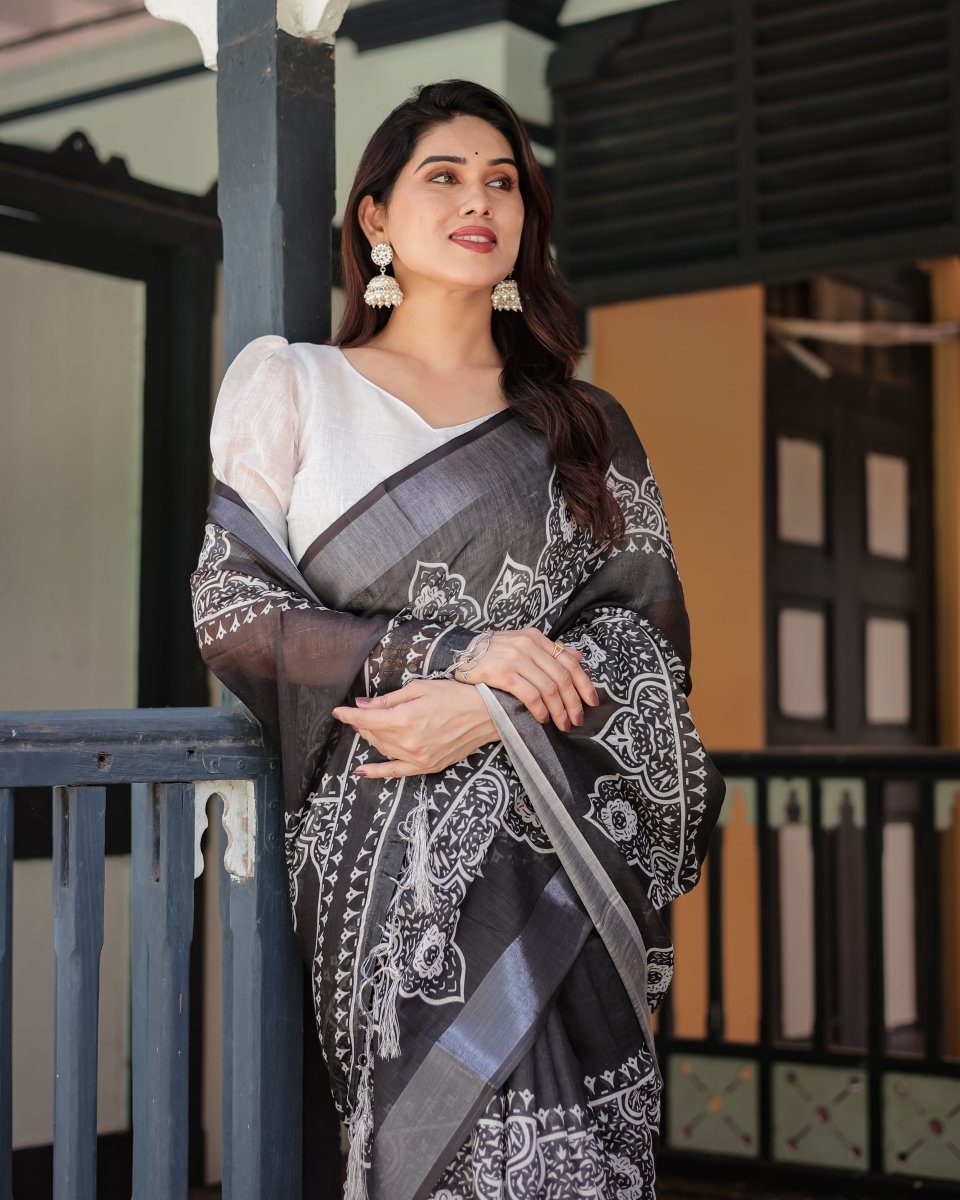 Shop premium women's ethnic suits – Avitra