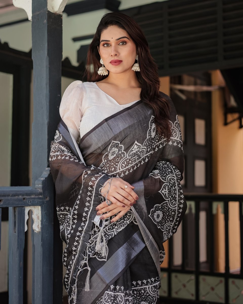 Shop premium women's ethnic suits – Avitra