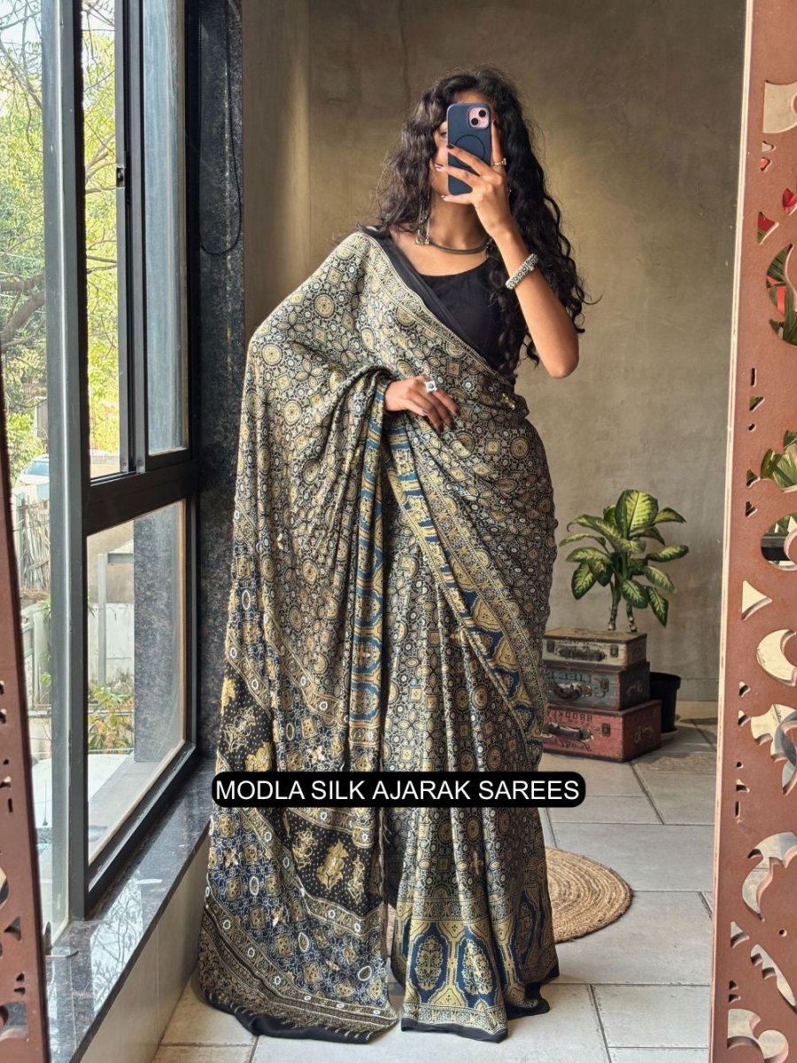 Shop premium women's ethnic suits – Avitra