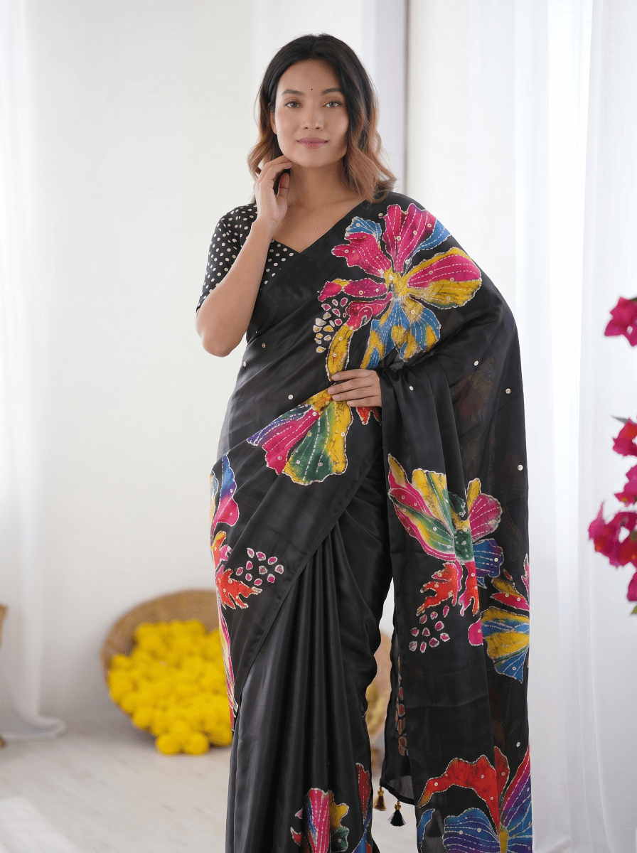 Shop premium women's ethnic suits – Avitra