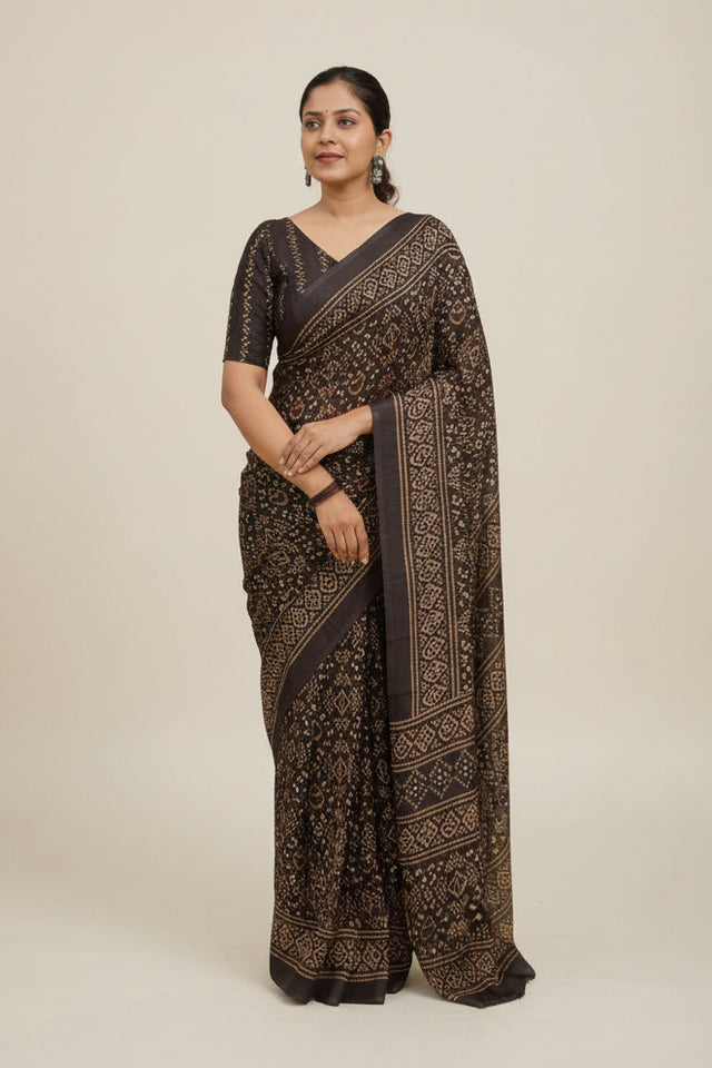 Shop premium women's ethnic suits – Avitra