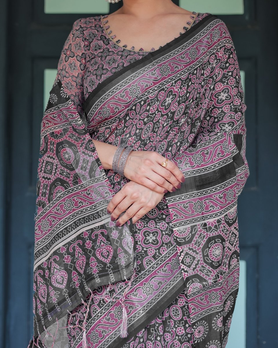 Shop premium women's ethnic suits – Avitra