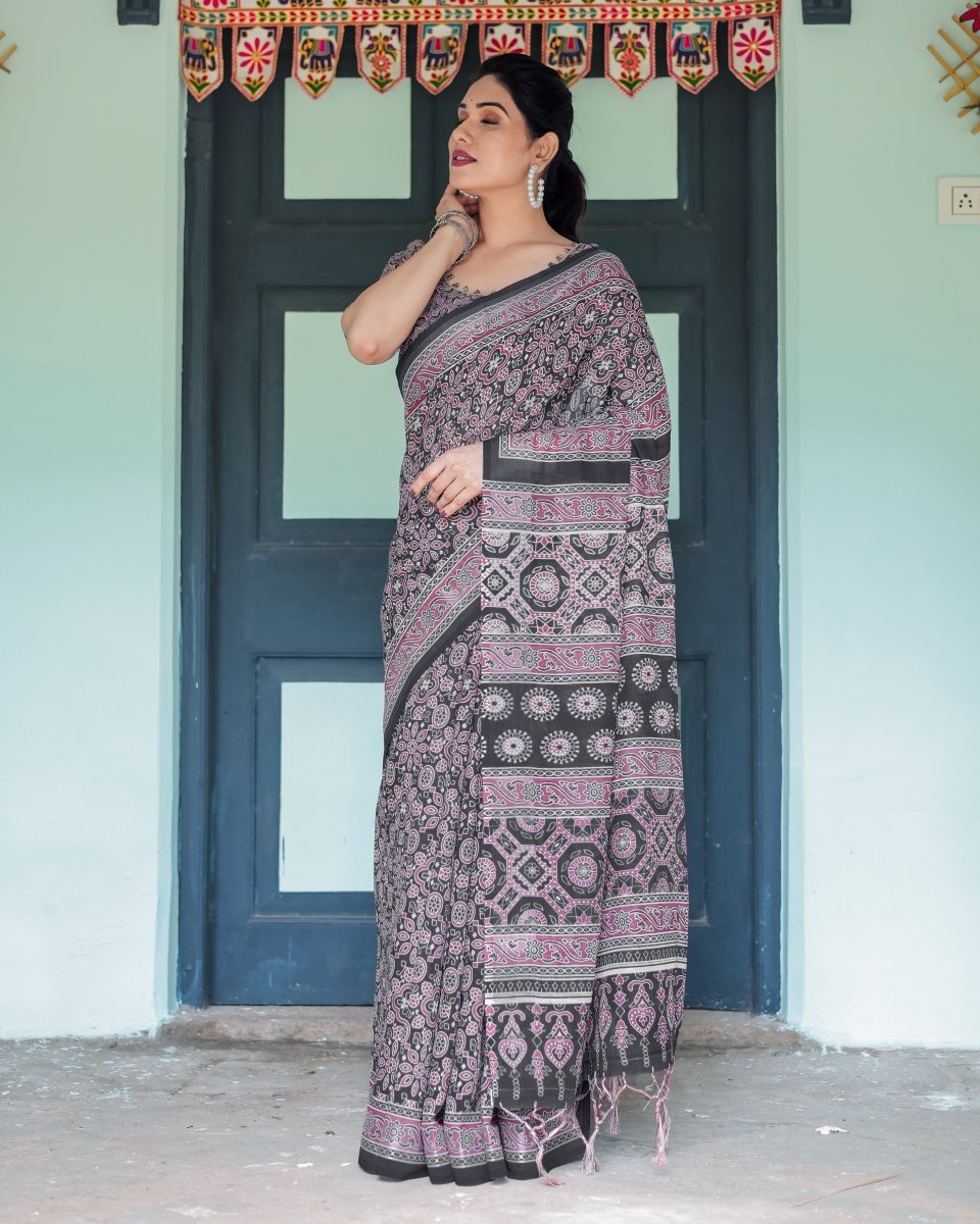 Shop premium women's ethnic suits – Avitra
