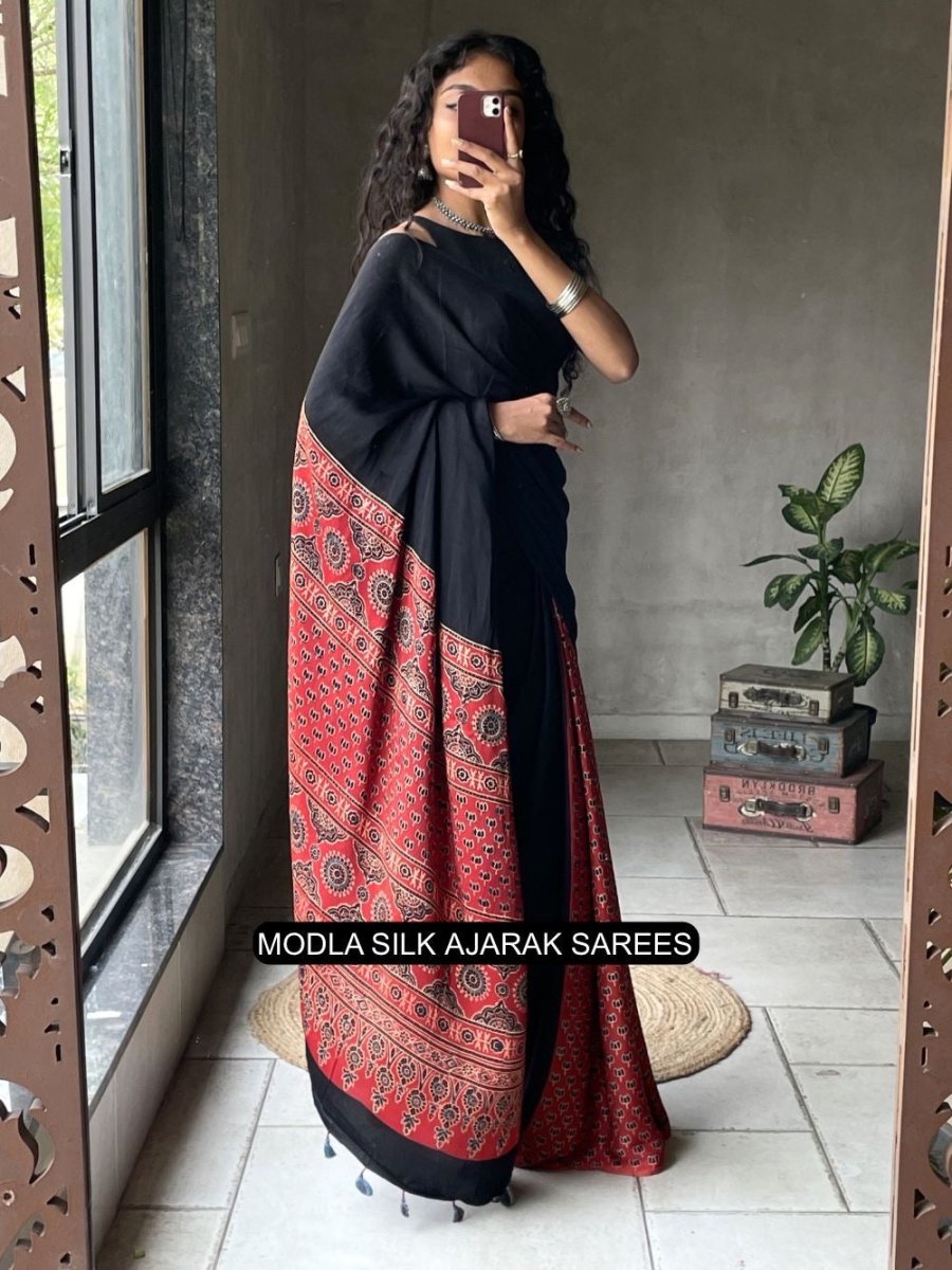 Shop premium women's ethnic suits – Avitra