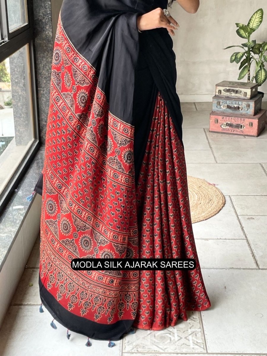 Shop premium women's ethnic suits – Avitra