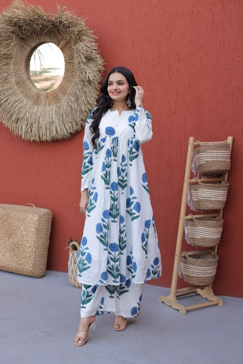 Shop premium women's ethnic suits – Avitra