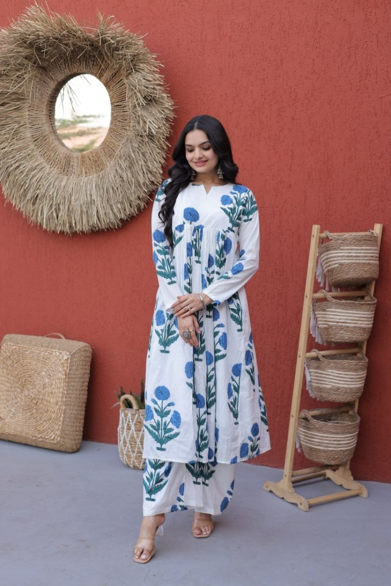 Shop premium women's ethnic suits – Avitra
