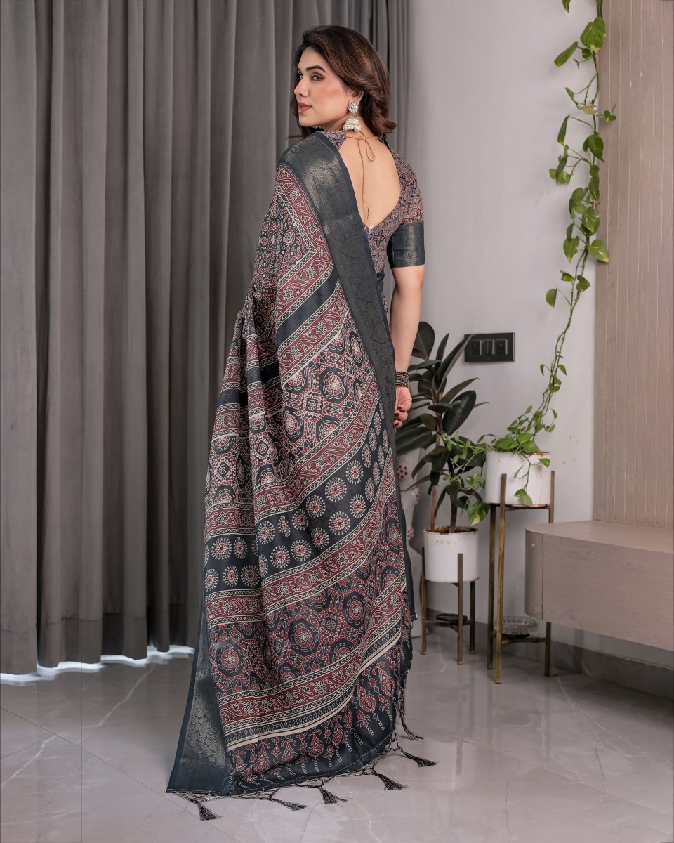 Shop premium women's ethnic suits – Avitra