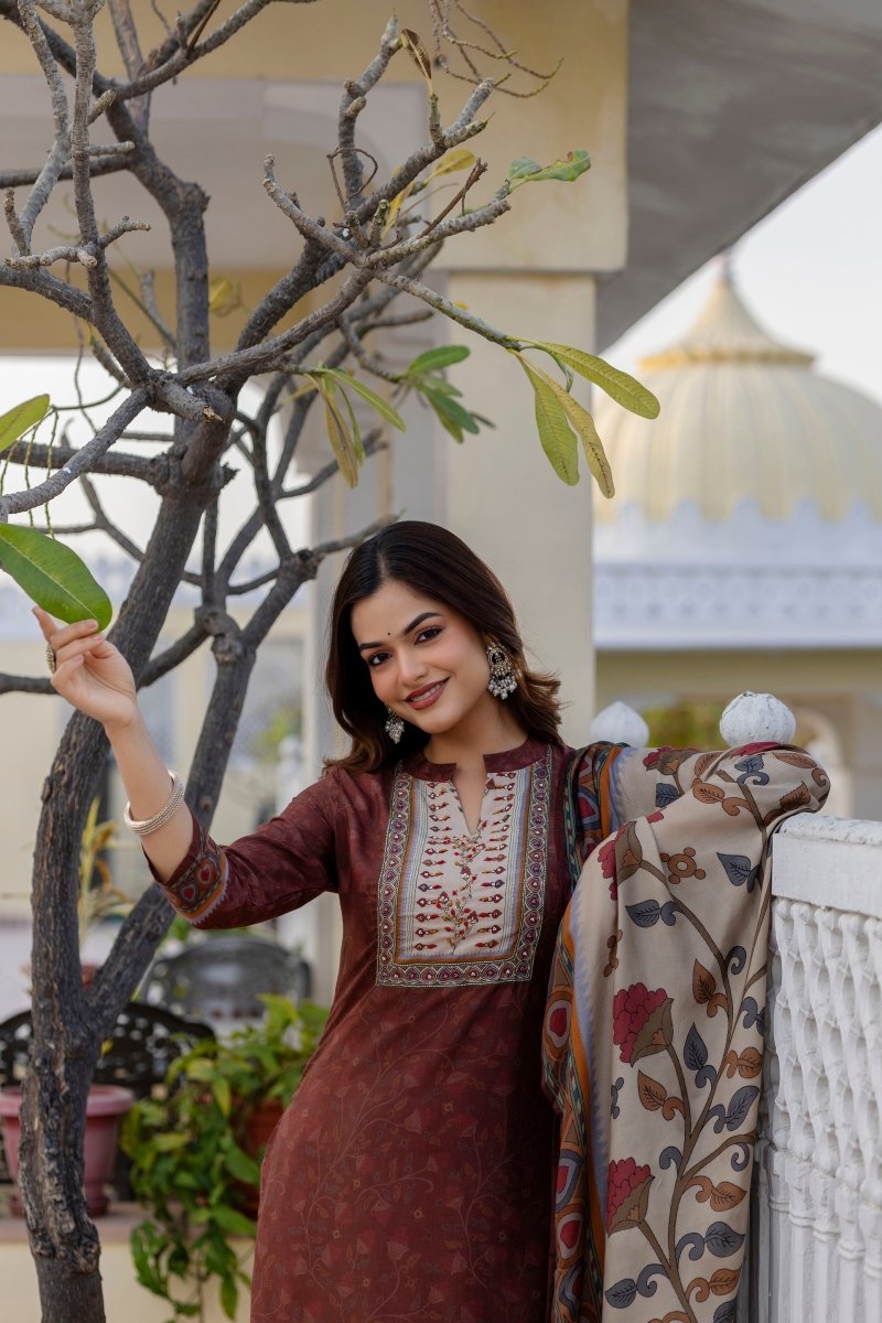 Shop premium women's ethnic suits – Avitra