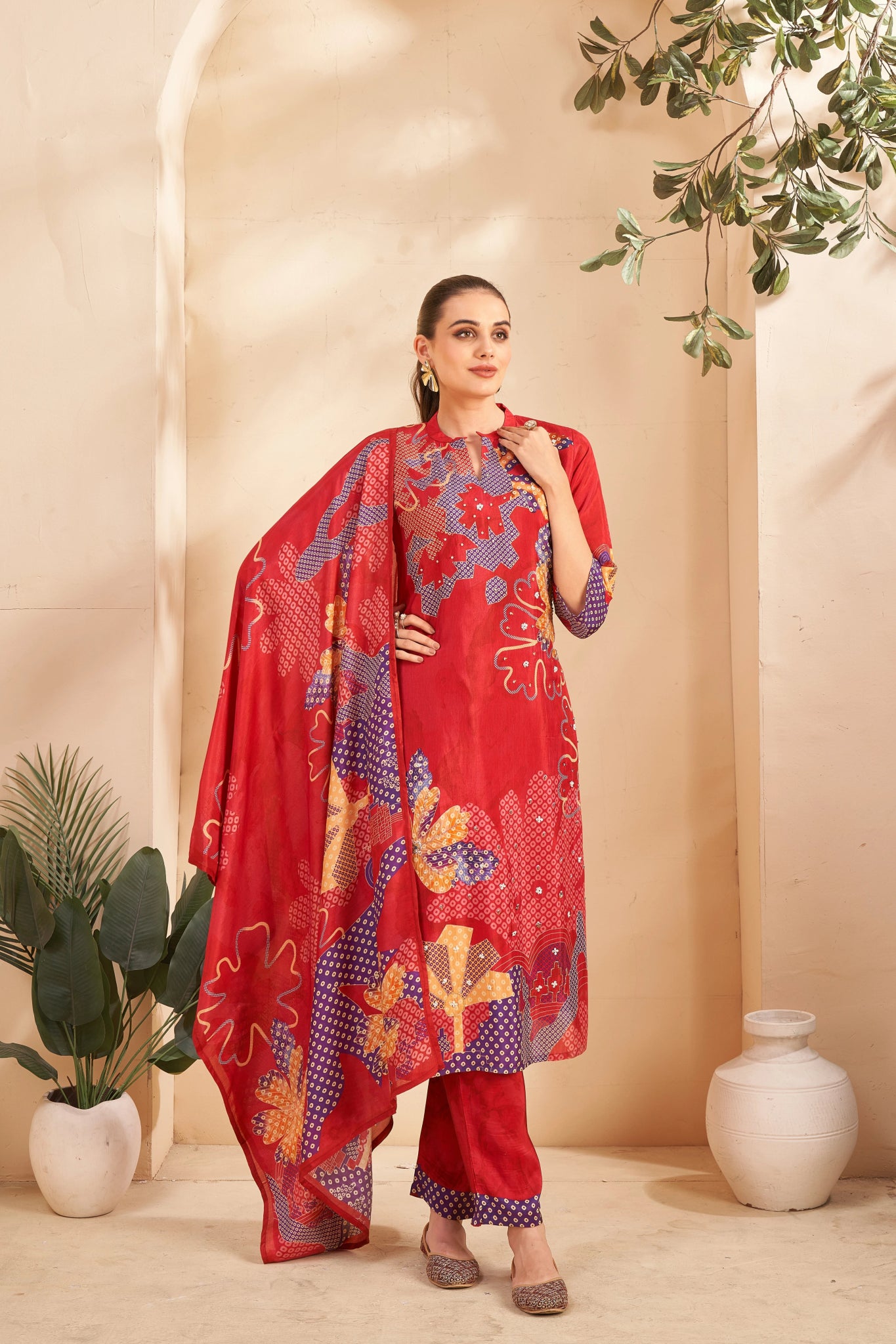Shop premium women's ethnic suits – Avitra