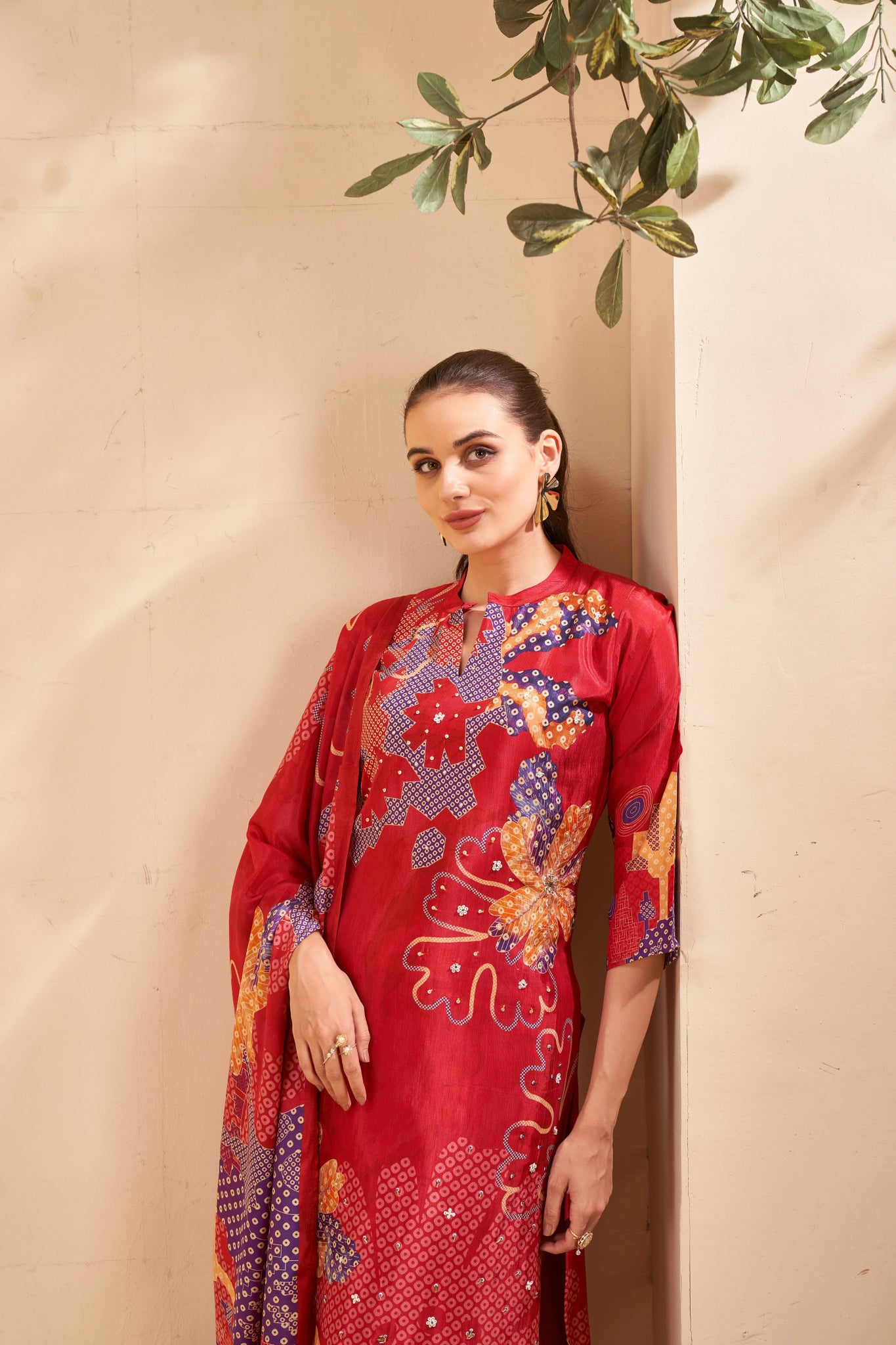 Shop premium women's ethnic suits – Avitra