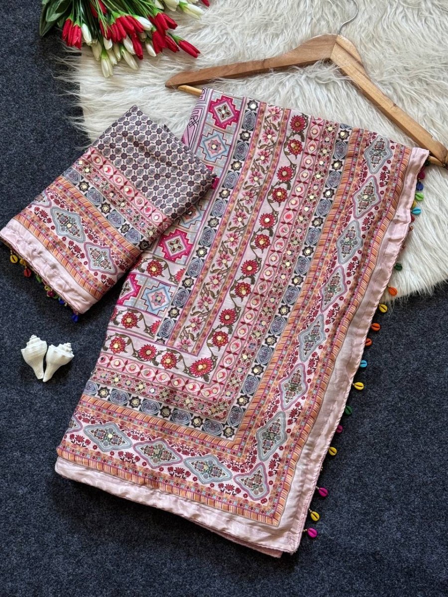 Shop premium women's ethnic suits – Avitra