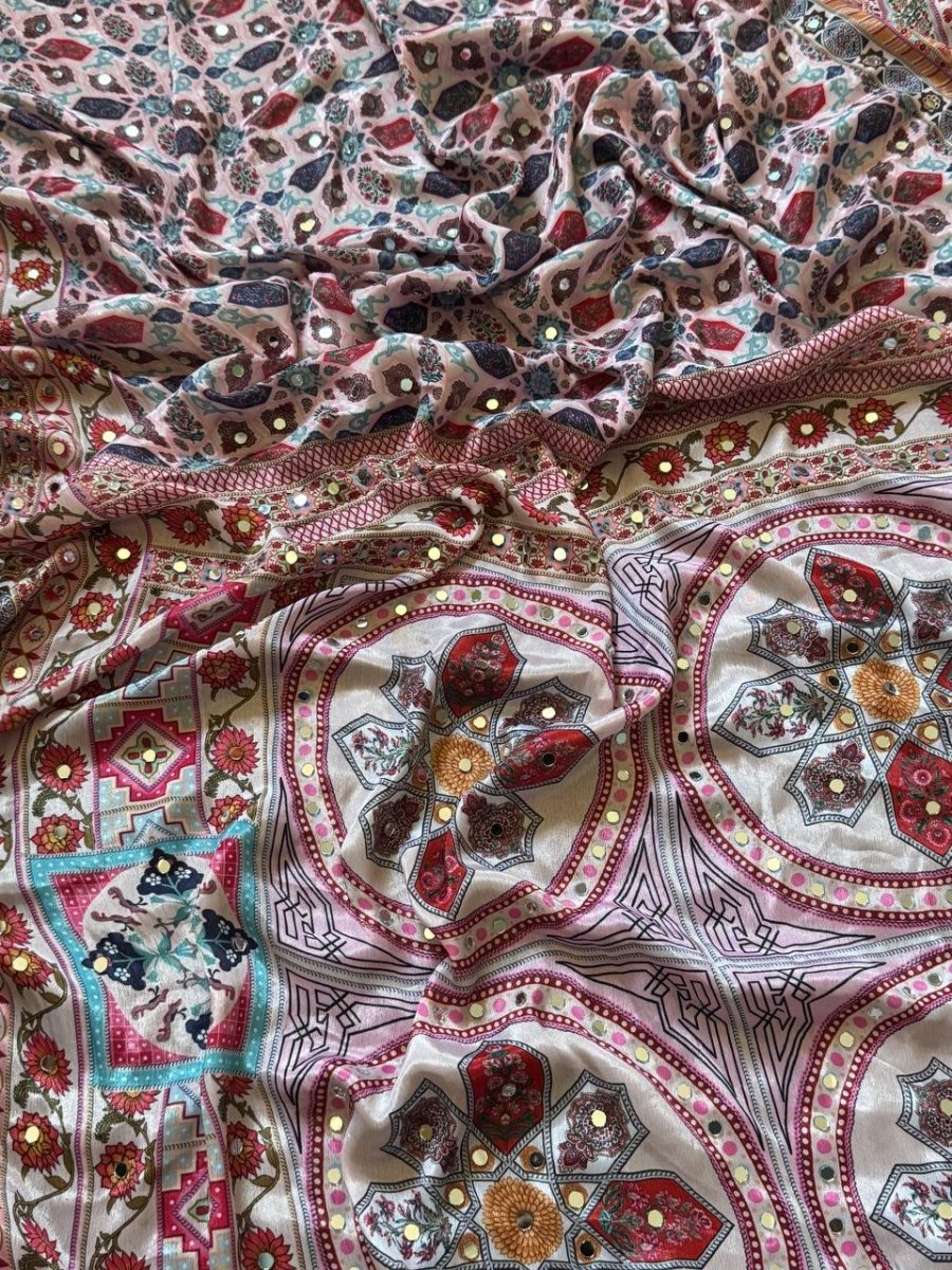Shop premium women's ethnic suits – Avitra
