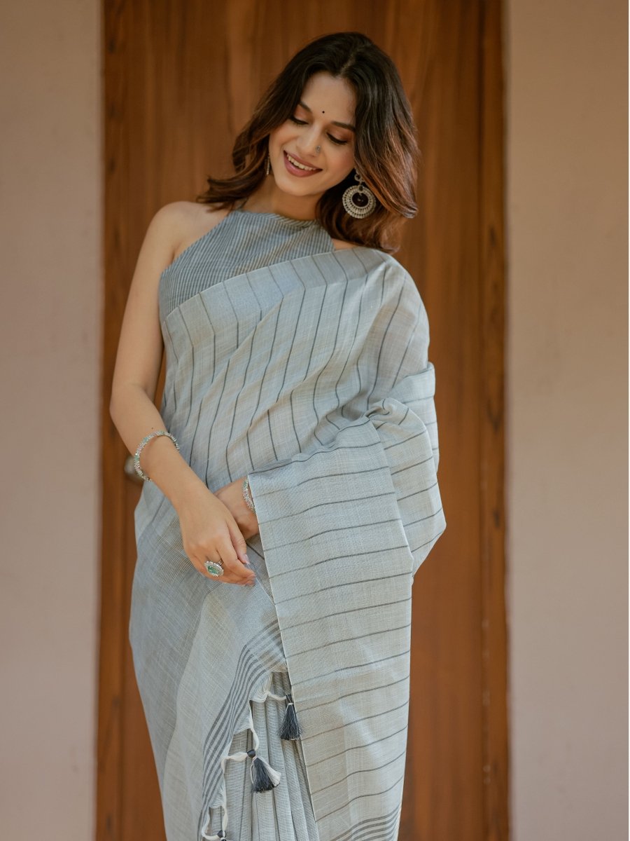 Shop premium women's ethnic suits – Avitra