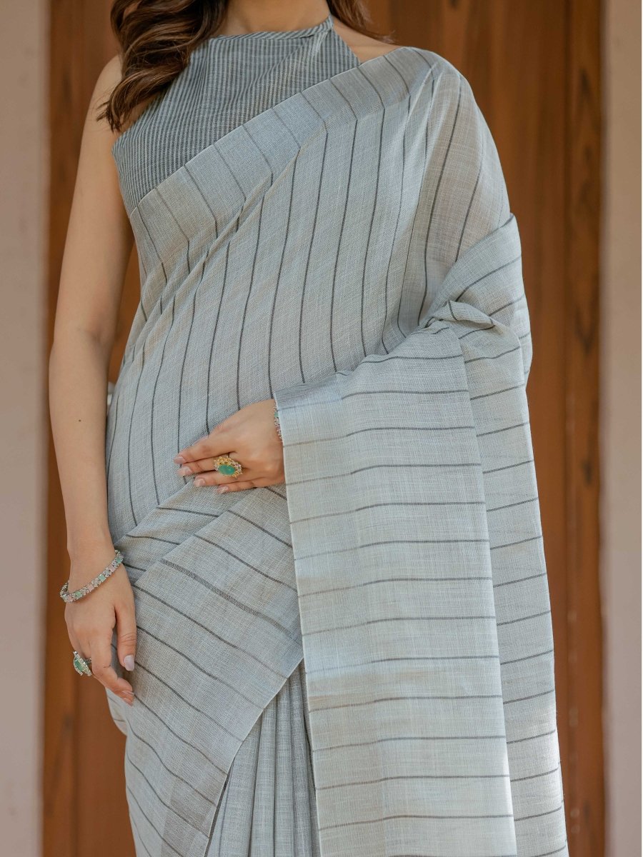 Shop premium women's ethnic suits – Avitra