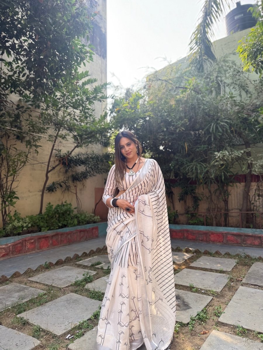 Shop premium women's ethnic suits – Avitra