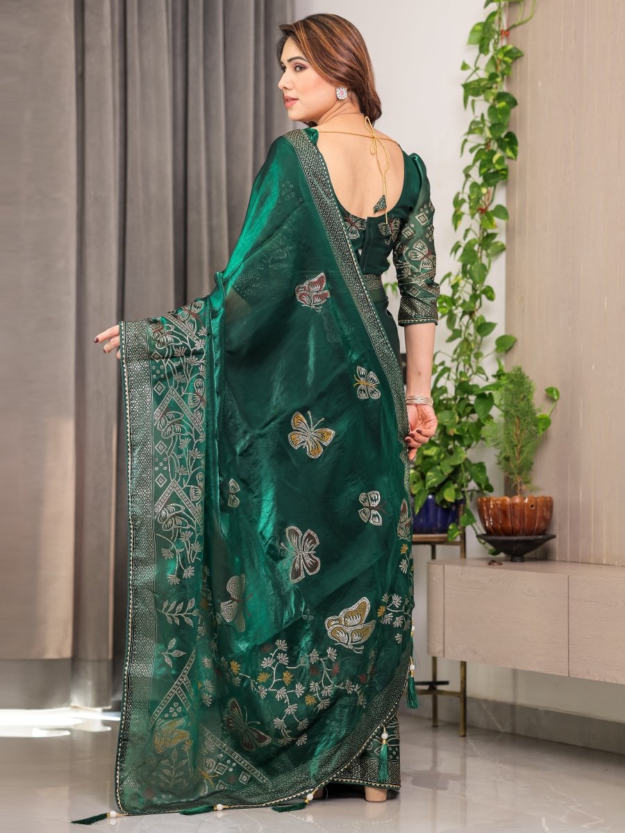 Shop premium women's ethnic suits – Avitra