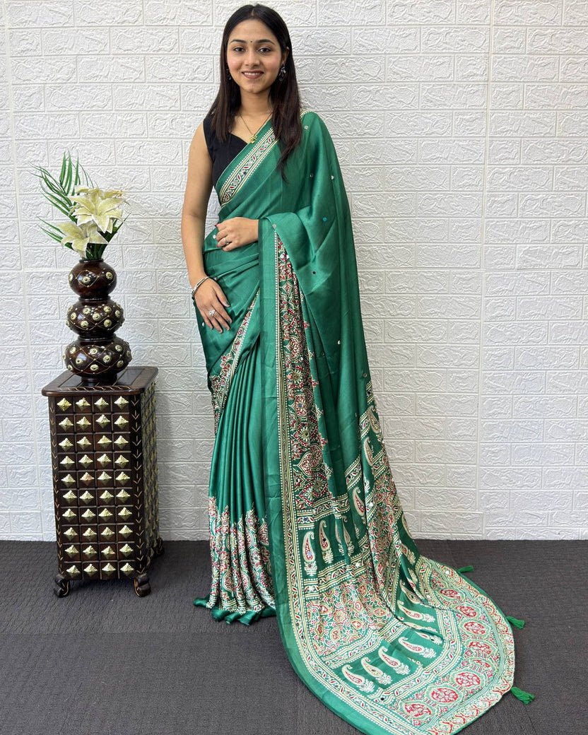Shop premium women's ethnic suits – Avitra