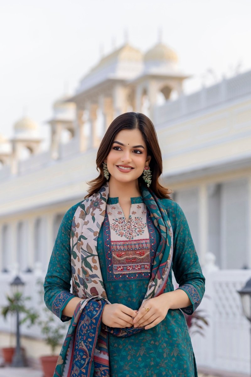 Shop premium women's ethnic suits – Avitra