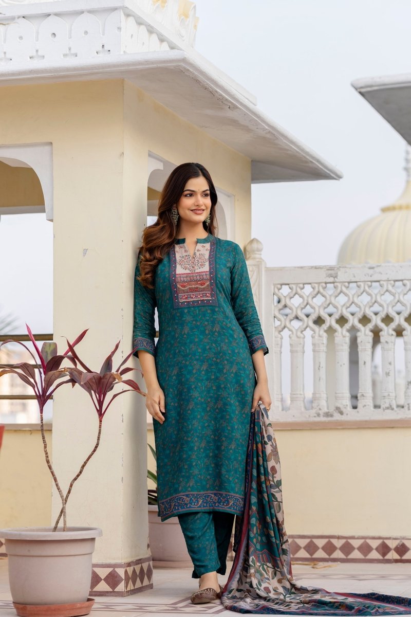 Shop premium women's ethnic suits – Avitra