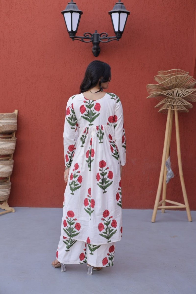 Shop premium women's ethnic suits – Avitra