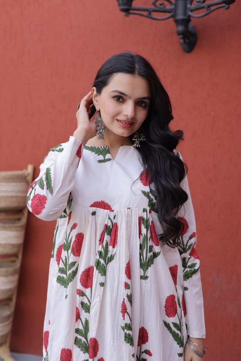 Shop premium women's ethnic suits – Avitra