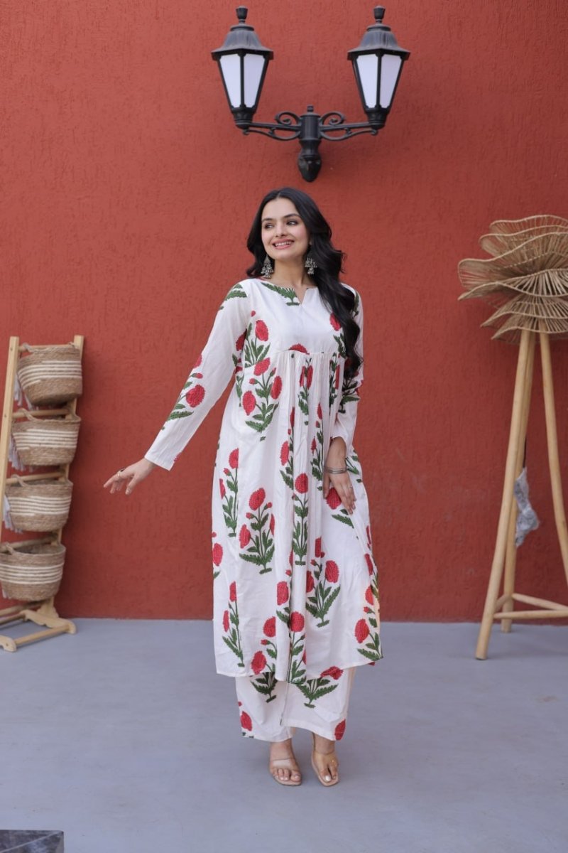 Shop premium women's ethnic suits – Avitra