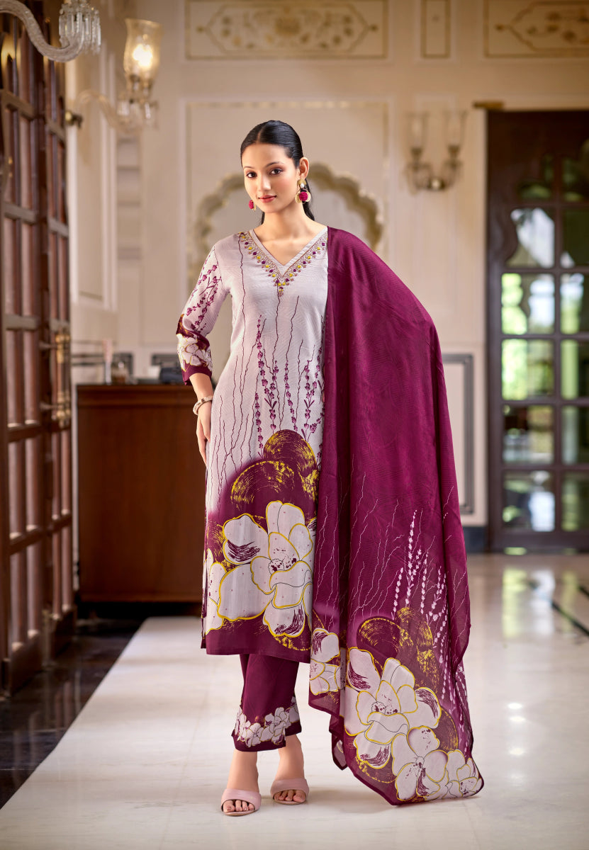 Shop premium women's ethnic suits – Avitra