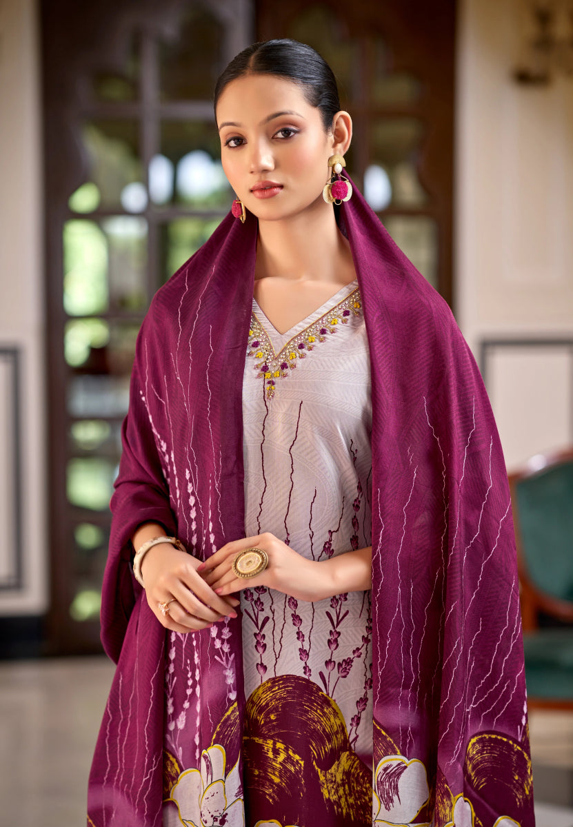 Shop premium women's ethnic suits – Avitra