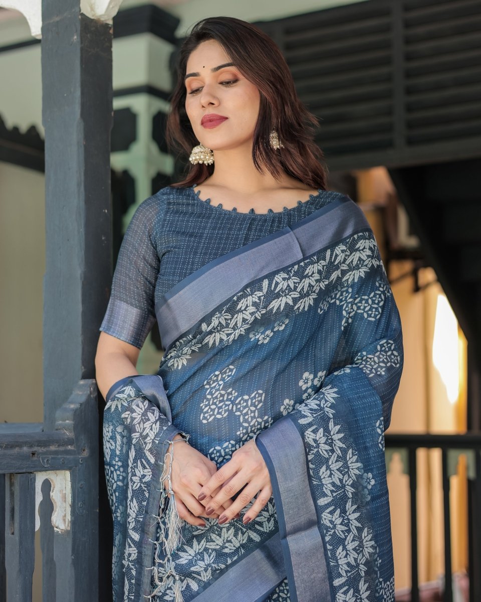 Shop premium women's ethnic suits – Avitra