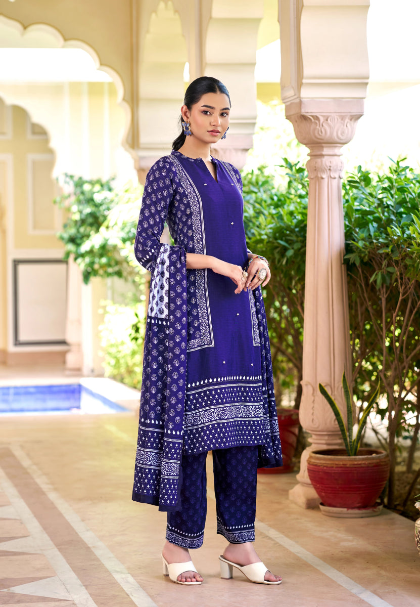 Shop premium women's ethnic suits – Avitra