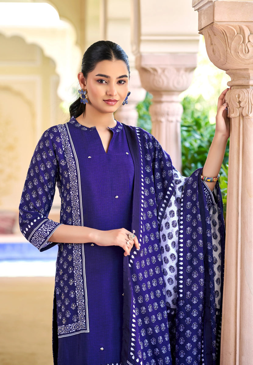 Shop premium women's ethnic suits – Avitra