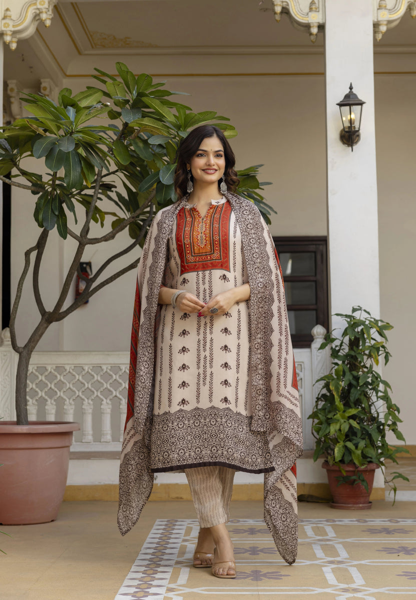 Shop premium women's ethnic suits – Avitra