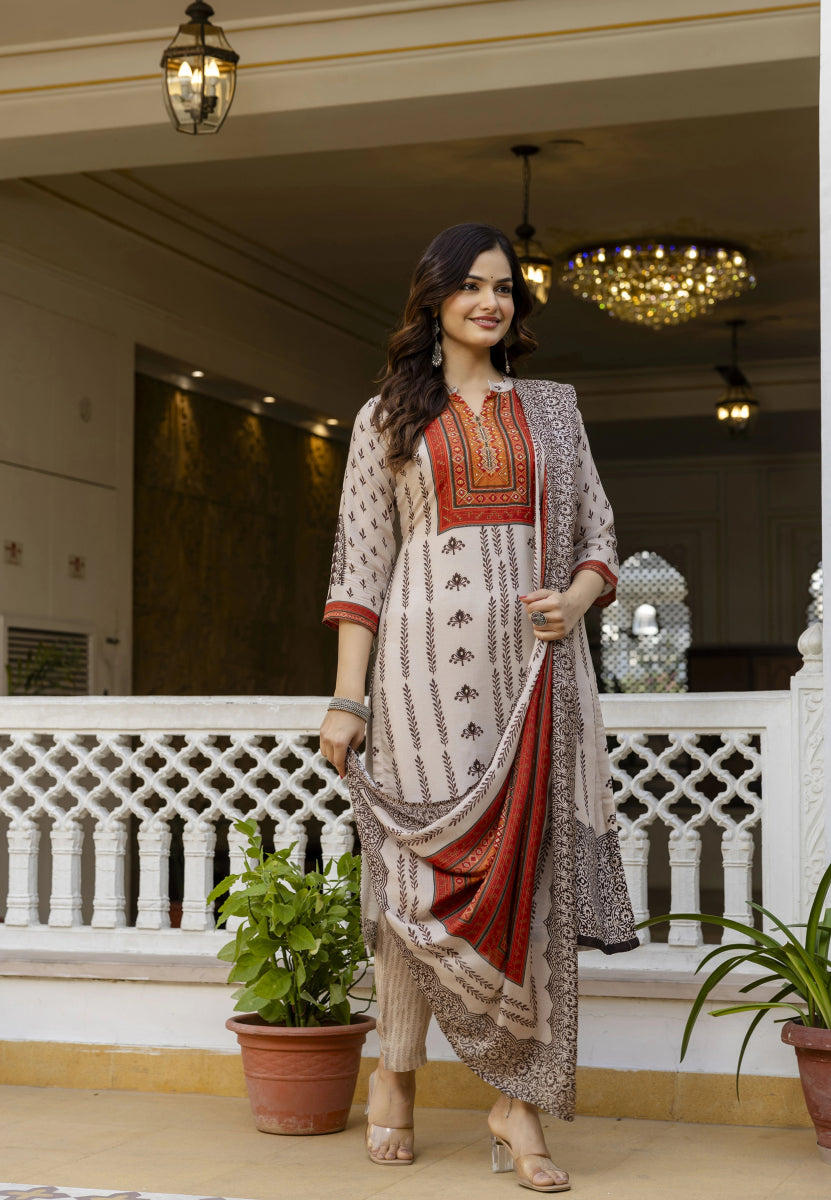 Shop premium women's ethnic suits – Avitra