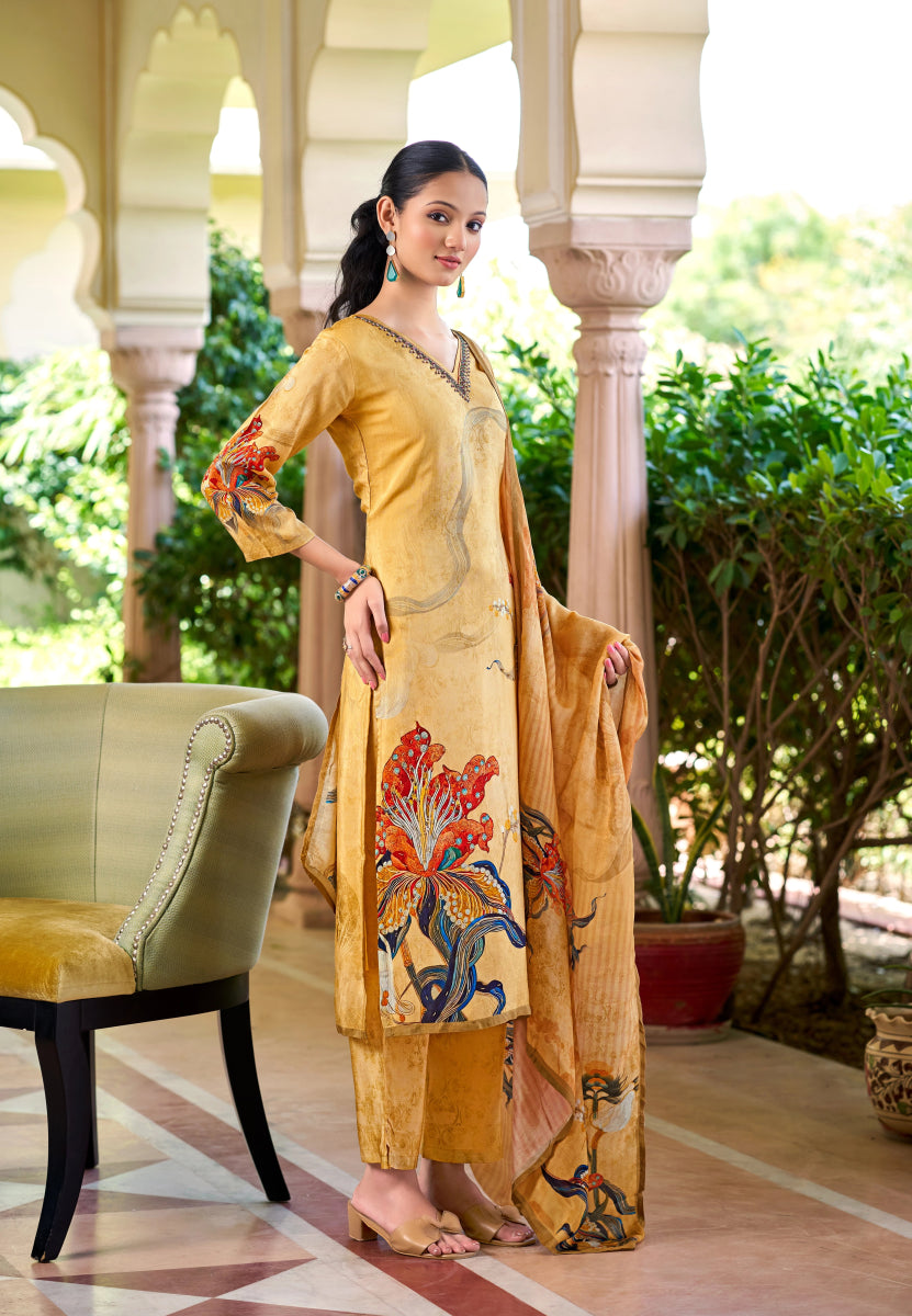 Shop premium women's ethnic suits – Avitra