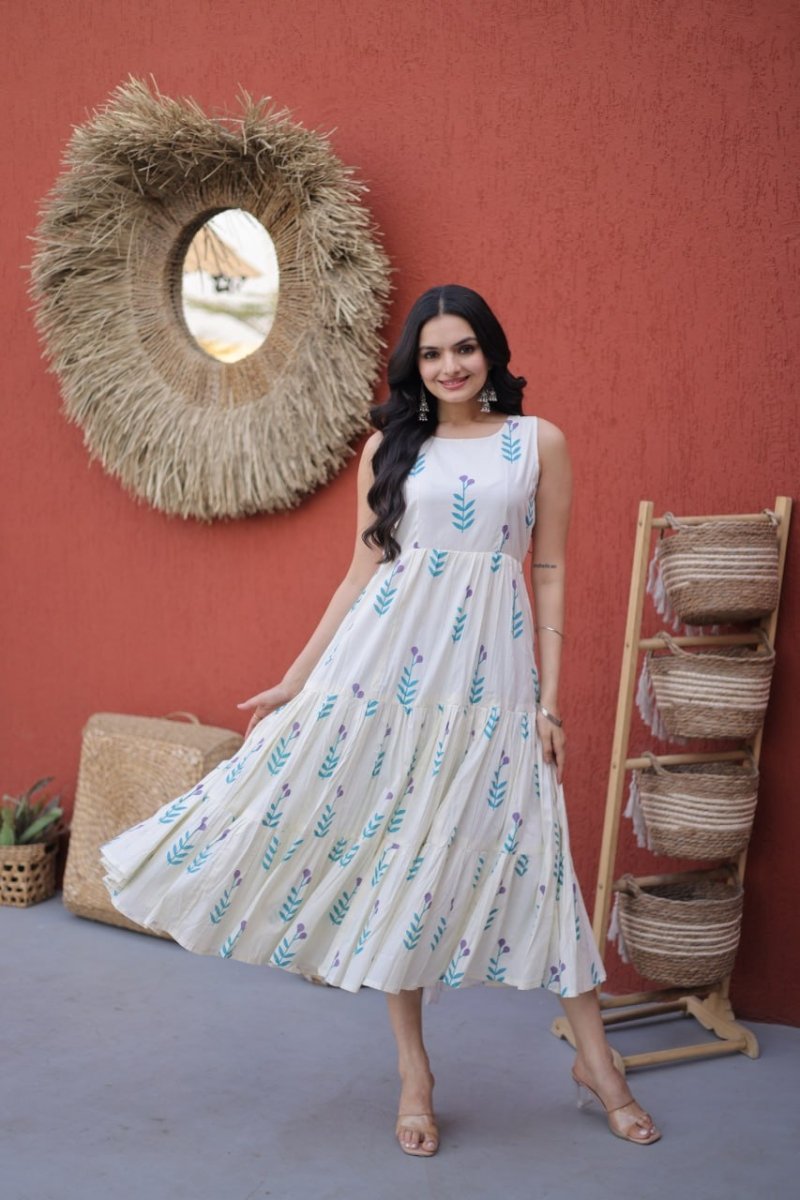 Shop premium women's ethnic suits – Avitra