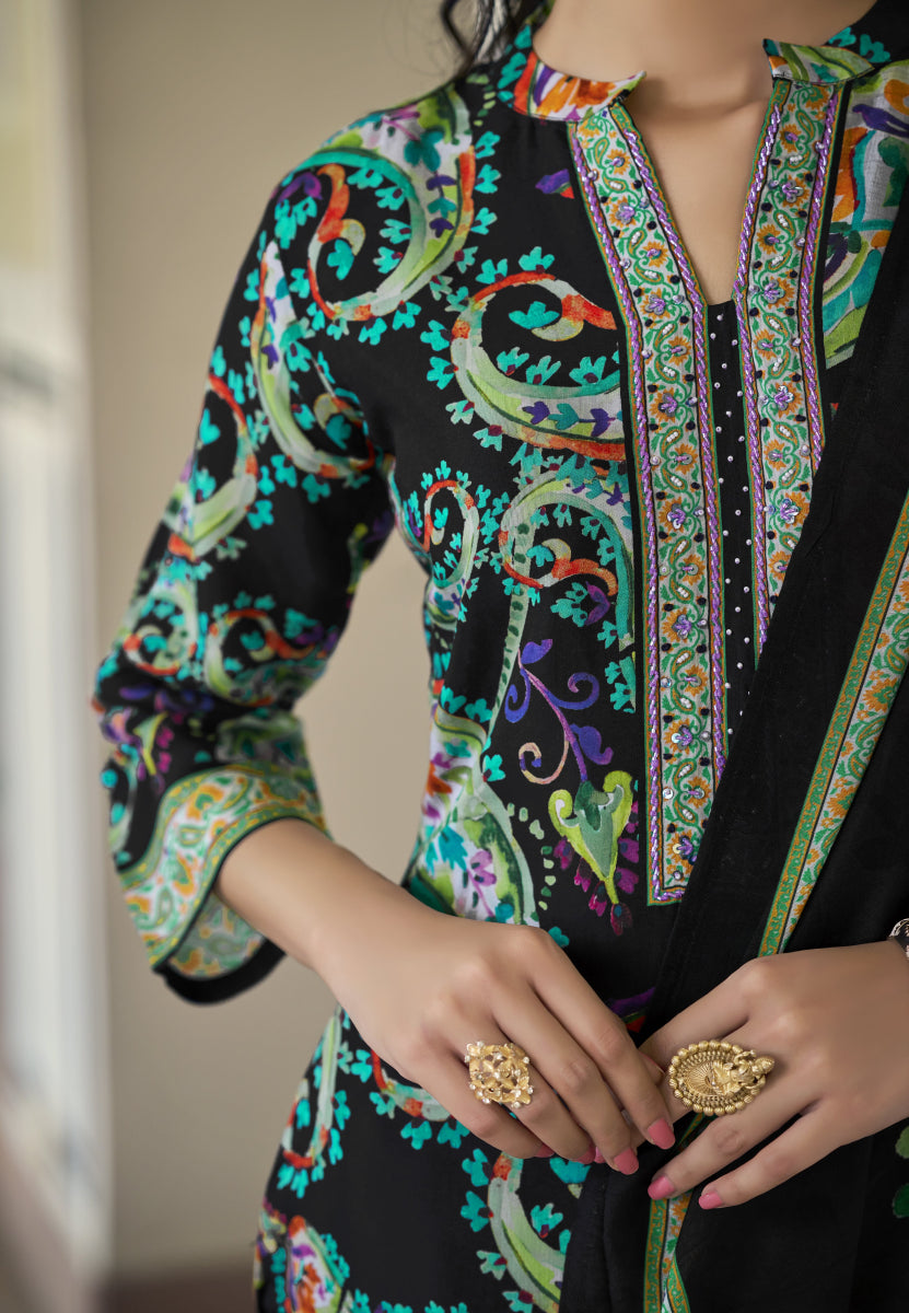 Shop premium women's ethnic suits – Avitra