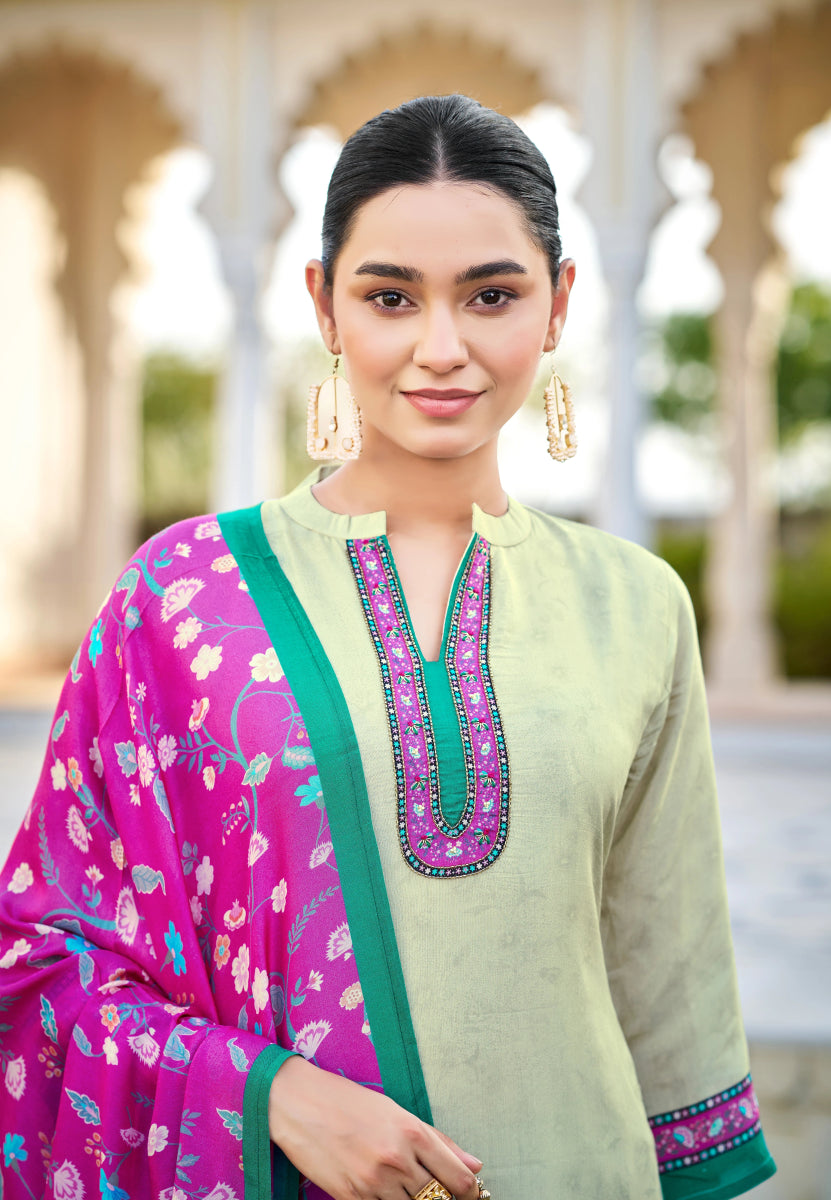 Shop premium women's ethnic suits – Avitra