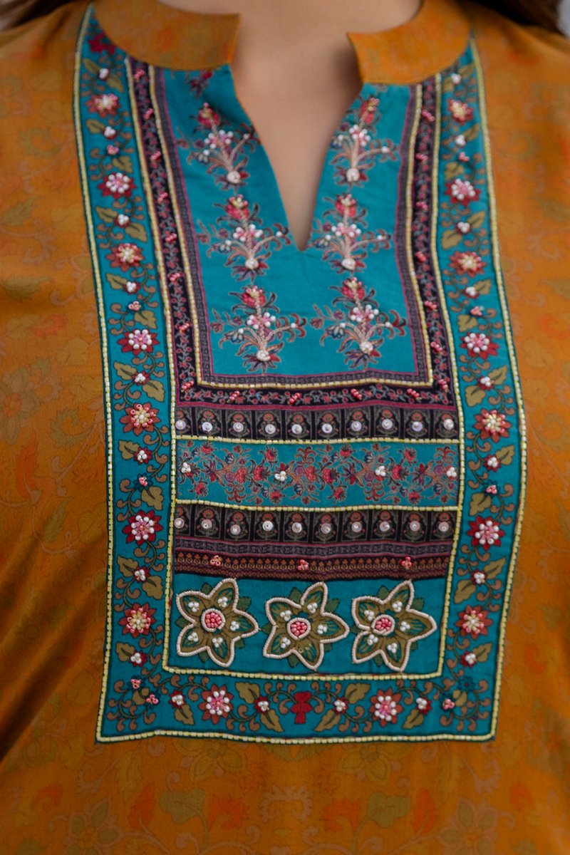 Shop premium women's ethnic suits – Avitra