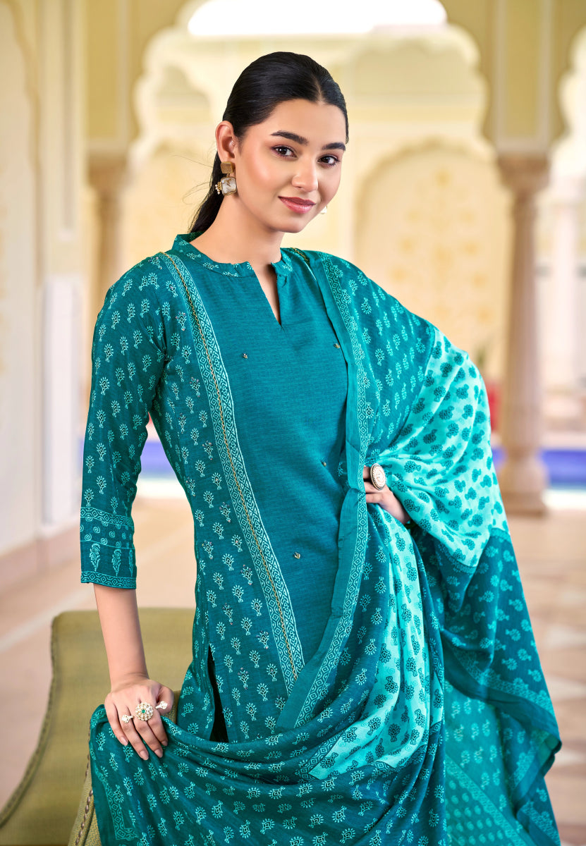 Shop premium women's ethnic suits – Avitra
