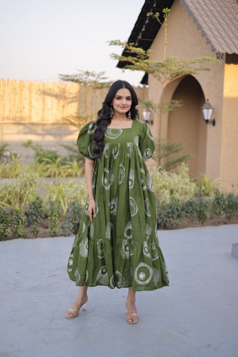 Shop premium women's ethnic suits – Avitra