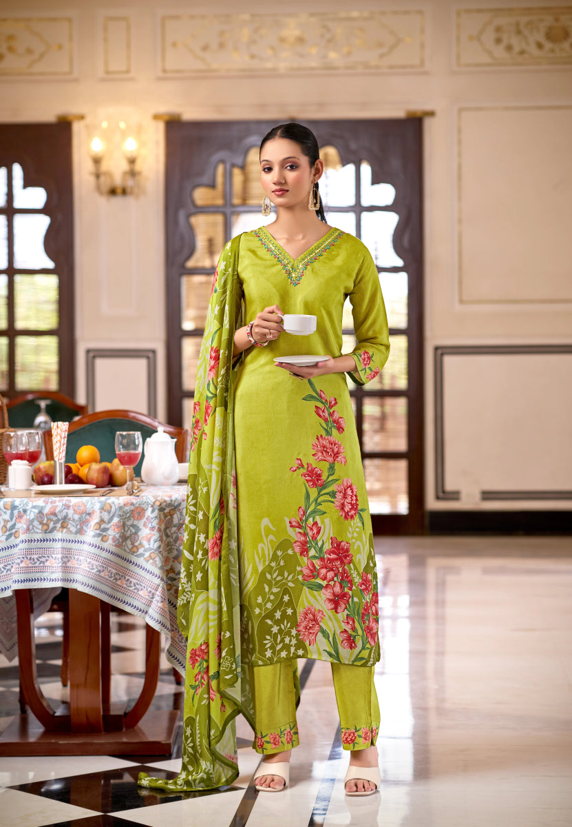 Shop premium women's ethnic suits – Avitra