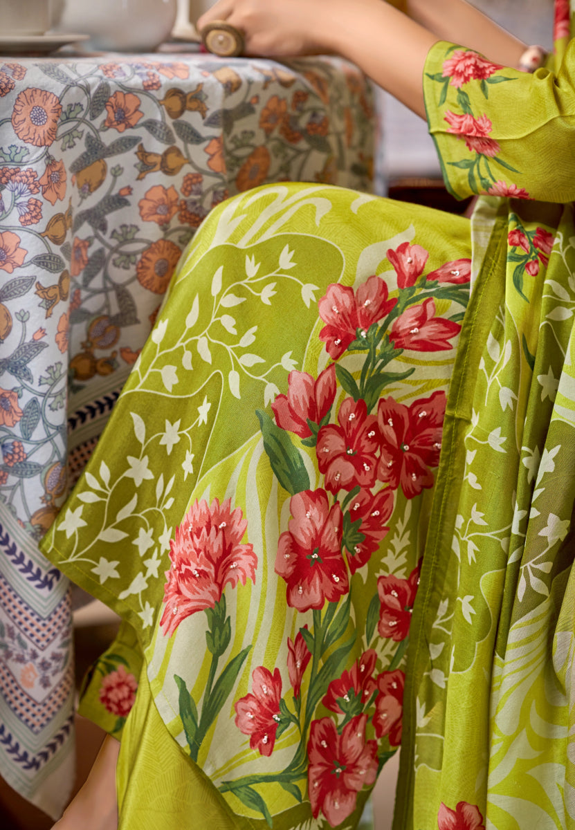 Shop premium women's ethnic suits – Avitra