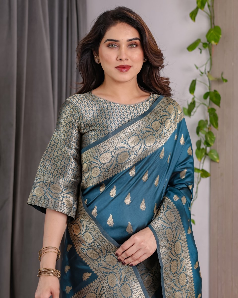 Shop premium women's ethnic suits – Avitra
